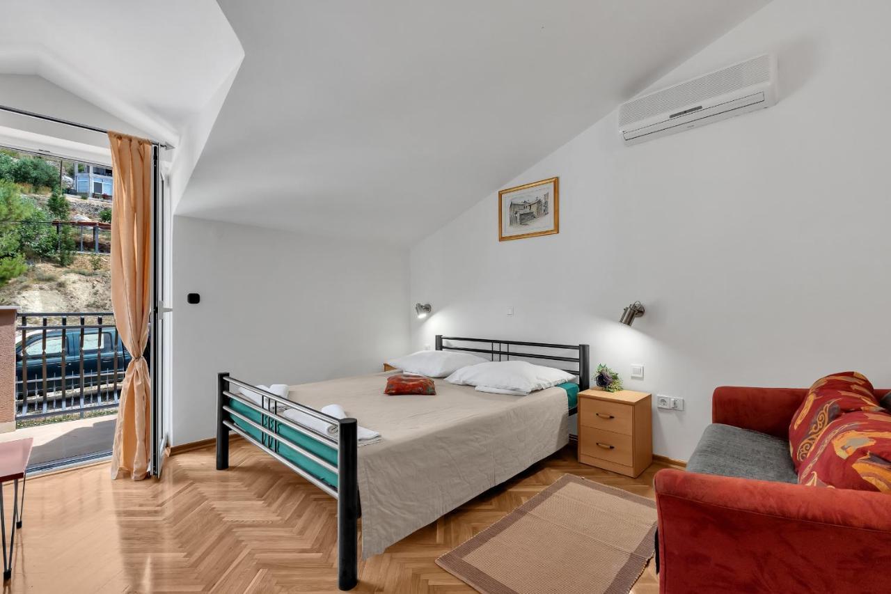 Apartments And Rooms With Parking Space Duce, Omis - 10303 Экстерьер фото