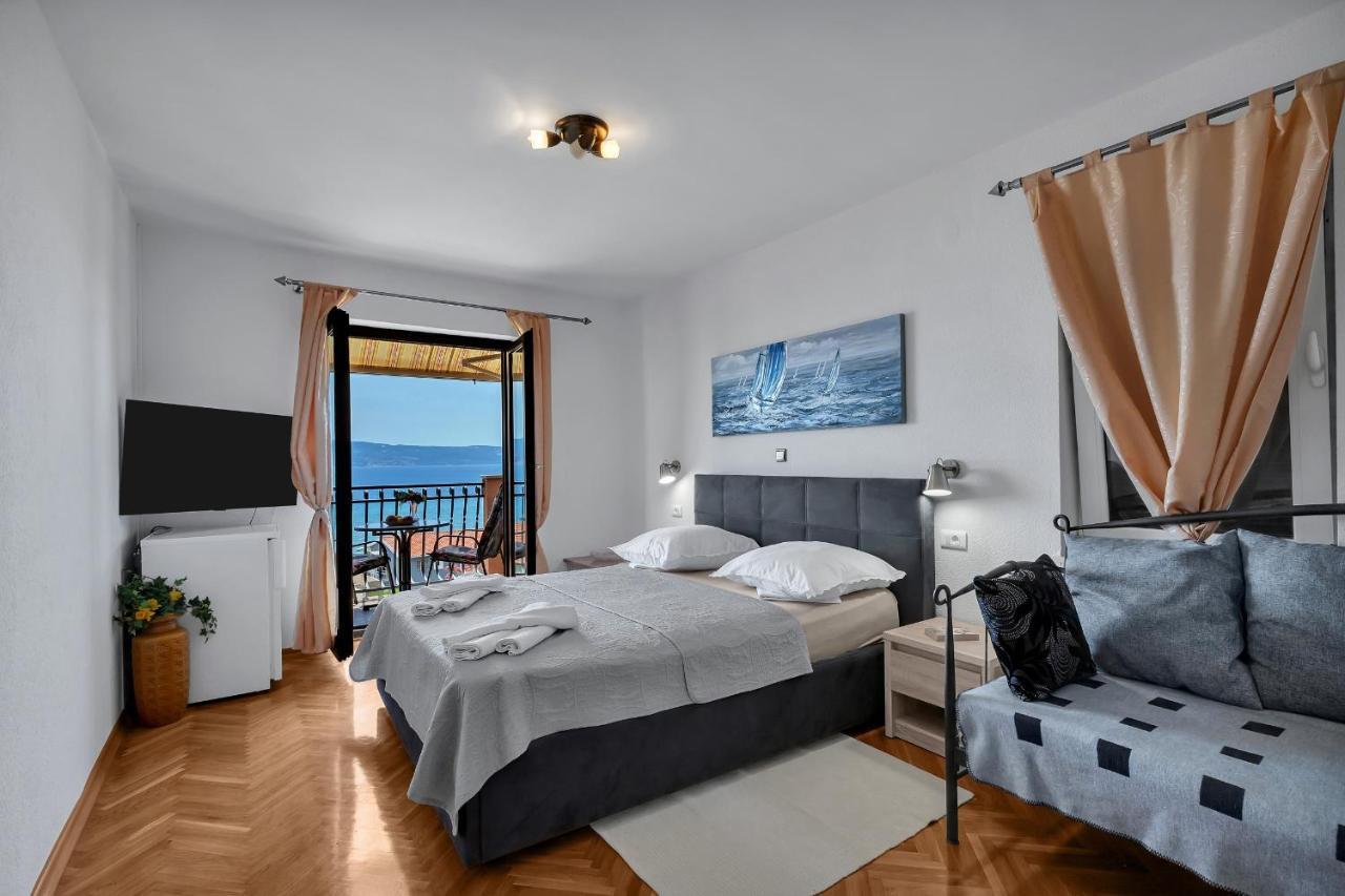 Apartments And Rooms With Parking Space Duce, Omis - 10303 Экстерьер фото